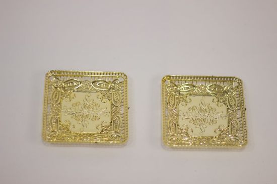 صورة صحن بلاستيك مربع